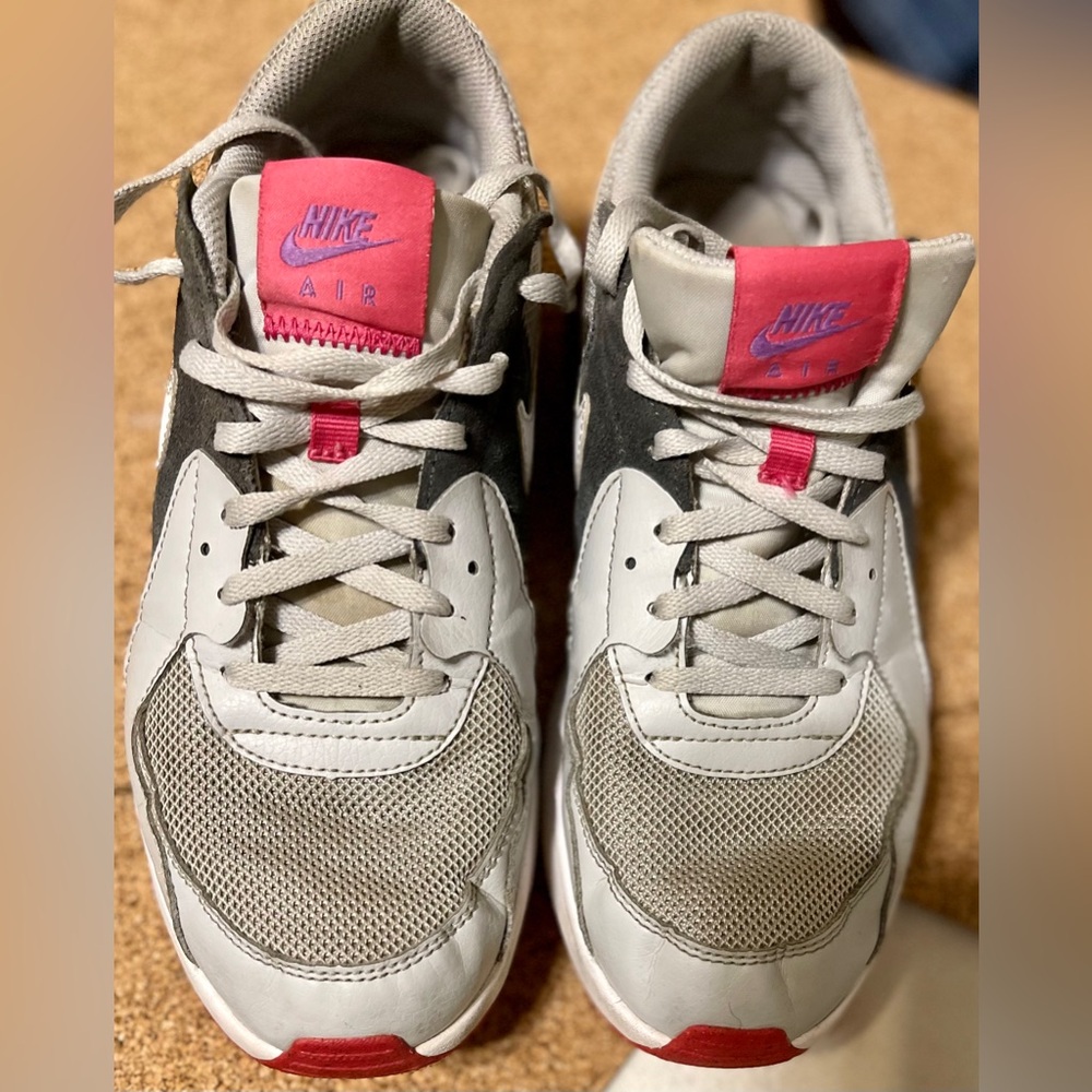 Nike 6.5Y Air Max Excee Grey Fog (GS) 
Sneakers Gray Purple Pink CD6894-003 - Picture 2 of 14